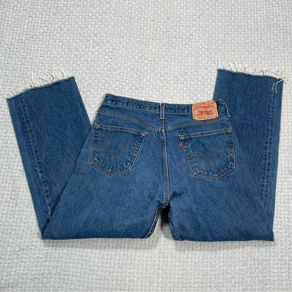 Levi's 501XX Button Fly Blue Denim Jeans Crop Frayed Hem Tag says Men's Size 35